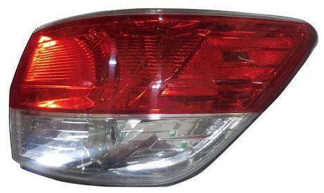 Fanale Posteriore Esterno Bianco - Rosso Destro Nissan Pathfinder Dal 2014